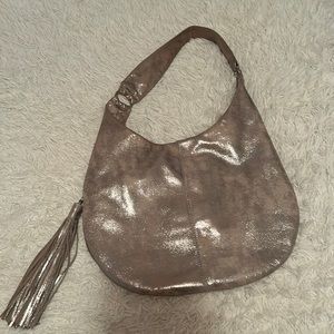 like new hobo purse very spacious